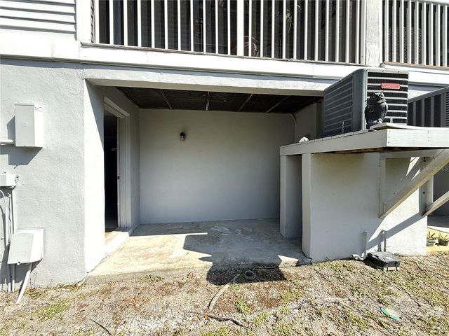 232 NAUTILUS WAY 11, St Petersburg, FL 33706