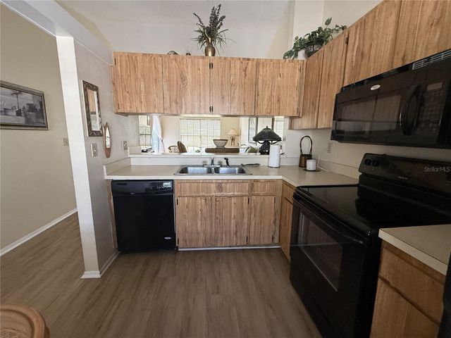 232 NAUTILUS WAY 11, St Petersburg, FL 33706