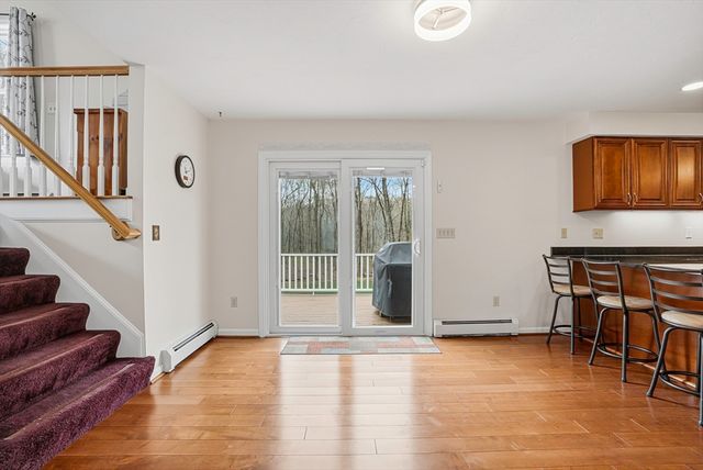 2 Tee Jay Ln, Blackstone, MA 01504