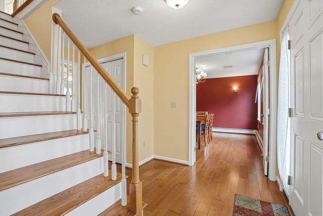 2 Tee Jay Ln, Blackstone, MA 01504