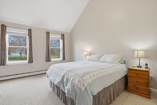 2 Tee Jay Ln, Blackstone, MA 01504