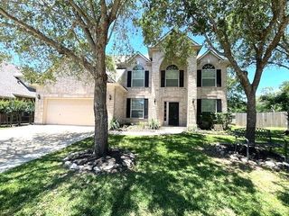 4442 Chestnut Circle, Friendswood, TX 77546