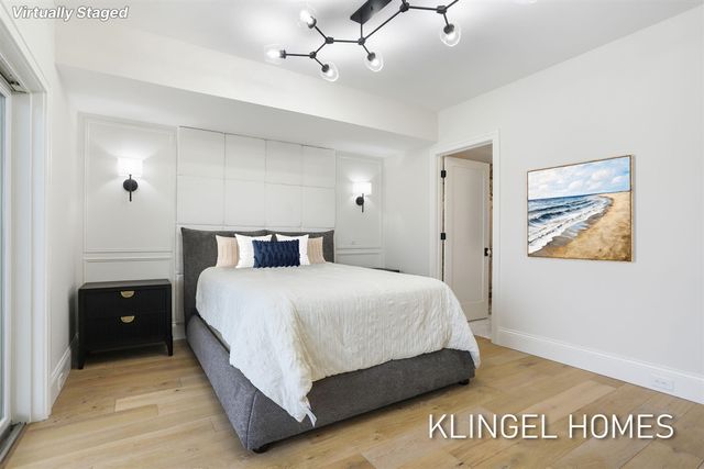 930 W Savidge Street 2, Spring Lake, MI 49456