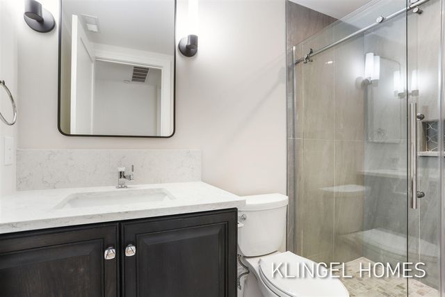 930 W Savidge Street 2, Spring Lake, MI 49456