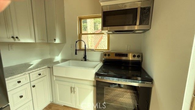 33149 Holcomb Creek Drive, Green Valley Lake, CA 92341