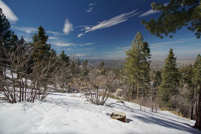33149 Holcomb Creek Drive, Green Valley Lake, CA 92341