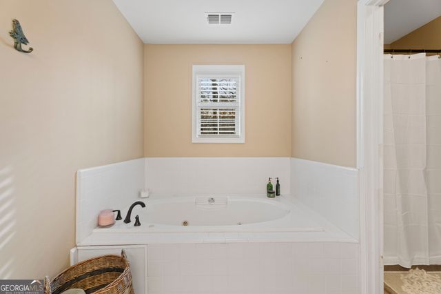 28 Mallard Drive, Carrollton, GA 30116