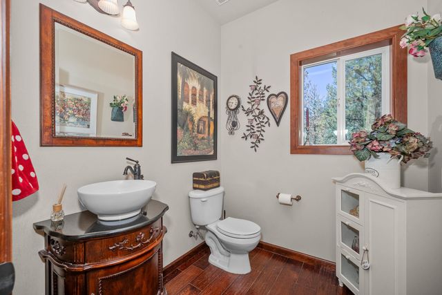 4212 W Country Hills Ln, Spokane, WA 99208