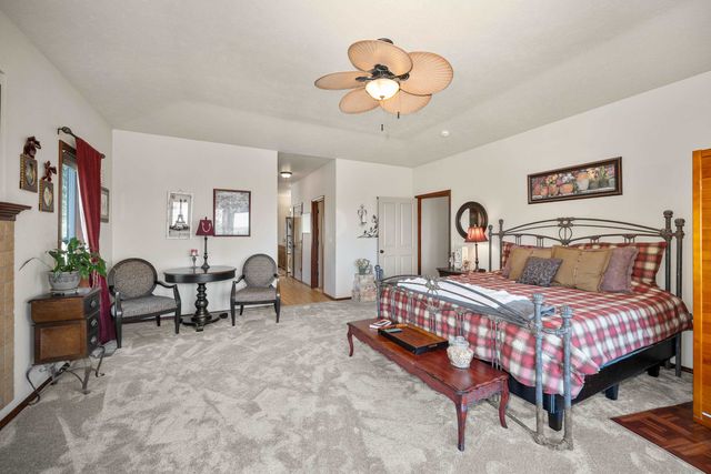 4212 W Country Hills Ln, Spokane, WA 99208