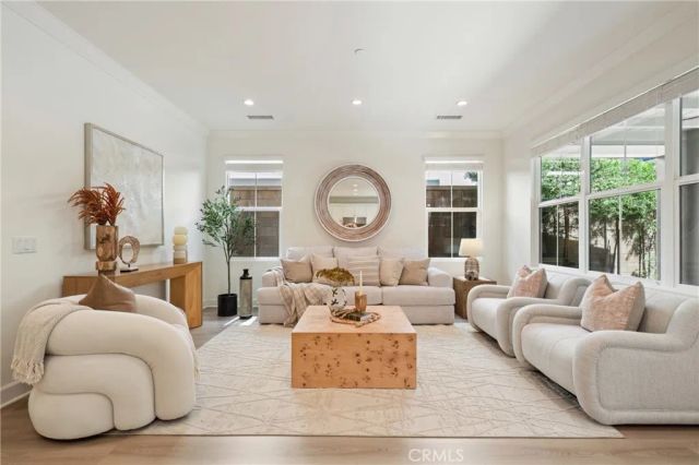 116 Mistletoe, Irvine, CA 92620