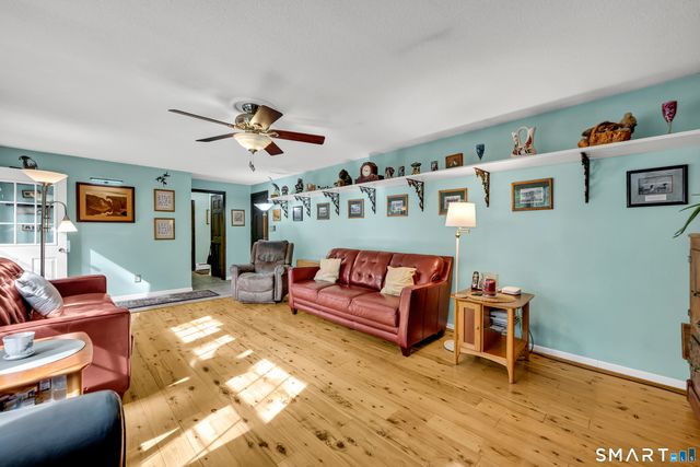 50 Aldbourne Drive, Bristol, CT 06010