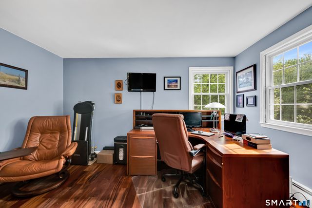 50 Aldbourne Drive, Bristol, CT 06010