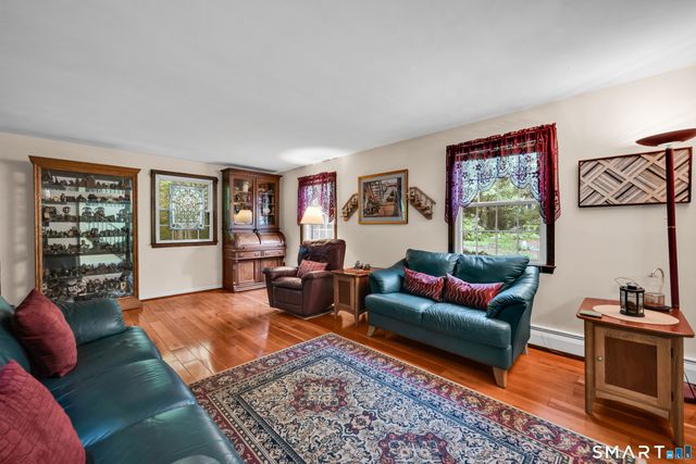 50 Aldbourne Drive, Bristol, CT 06010