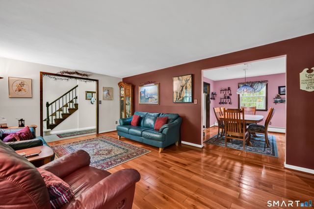 50 Aldbourne Drive, Bristol, CT 06010