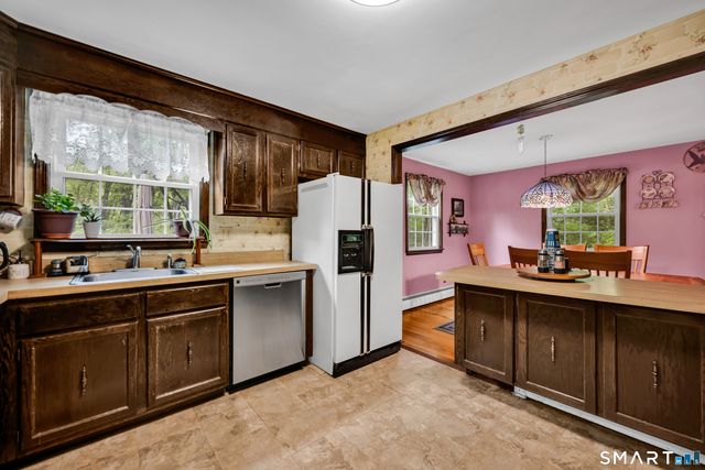 50 Aldbourne Drive, Bristol, CT 06010