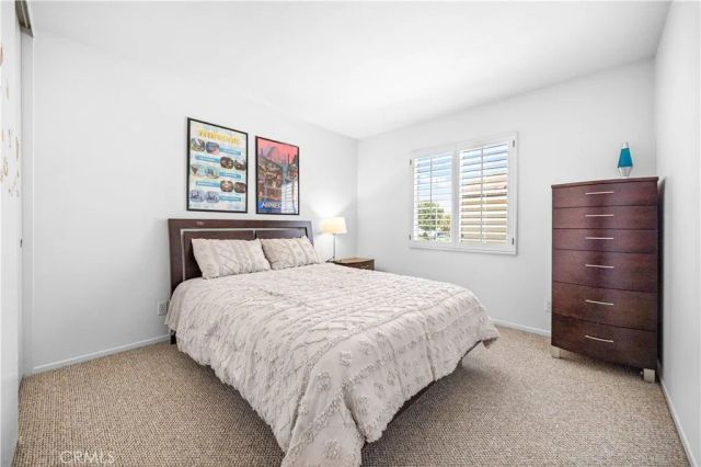 26 Appleglen, Irvine, CA 92602