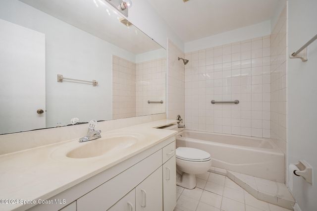 1506 Parkside Place 1506, Indian Harbour Beach, FL 32937