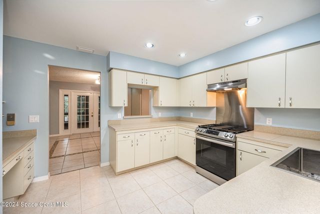 1506 Parkside Place 1506, Indian Harbour Beach, FL 32937