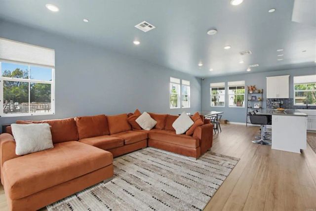 437 Jupiter, Escondido, CA 92025
