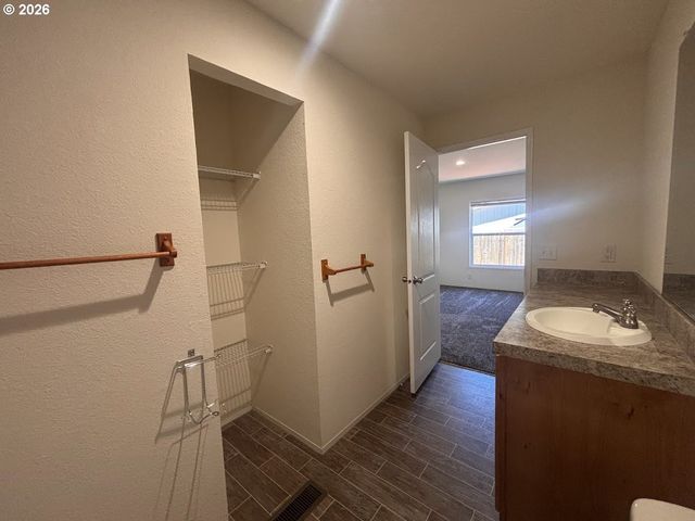 104 RIVER LOOP 1, Eugene, OR 97404