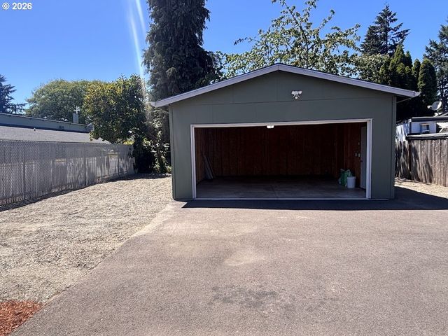 104 RIVER LOOP 1, Eugene, OR 97404