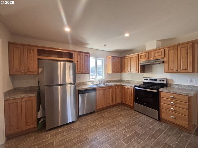 104 RIVER LOOP 1, Eugene, OR 97404