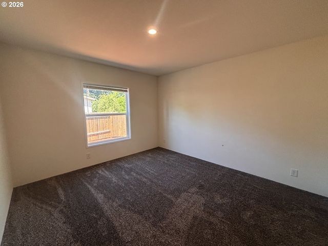 104 RIVER LOOP 1, Eugene, OR 97404
