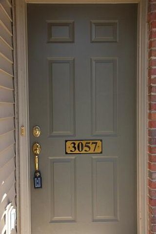 3057 Barclay Way, Ann Arbor, MI 48105
