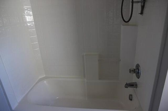3057 Barclay Way, Ann Arbor, MI 48105