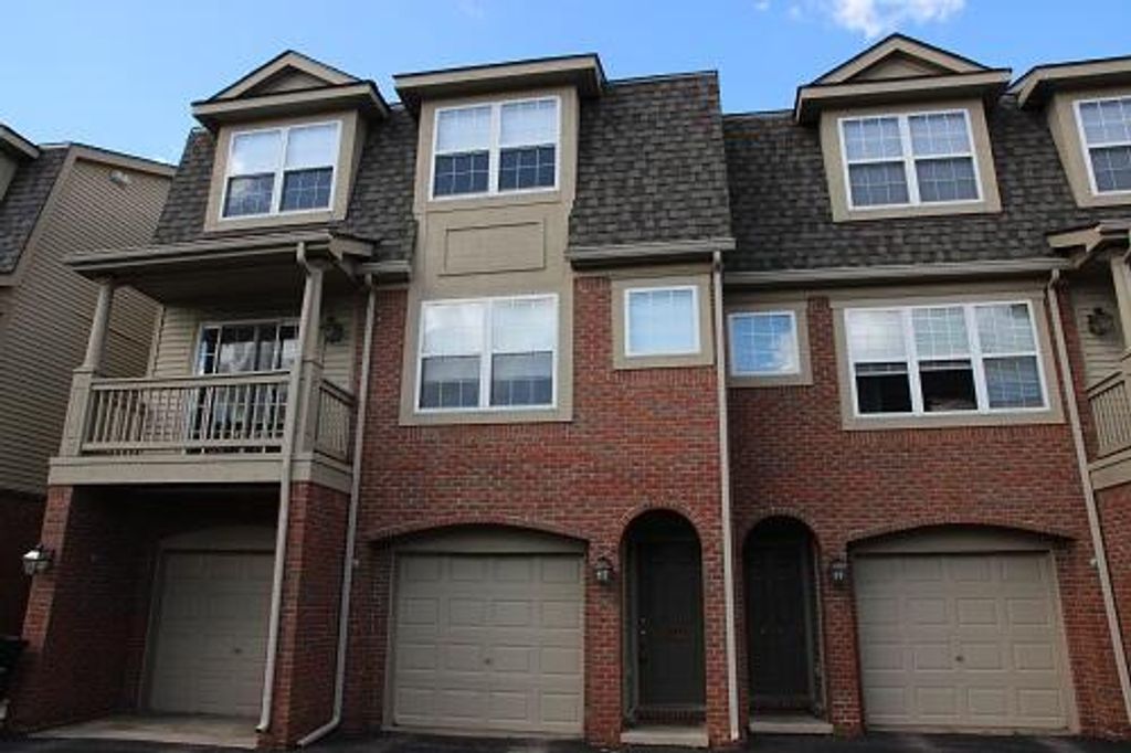3057 Barclay Way, Ann Arbor, MI 48105