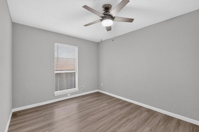 2447 Roundabout LN, Round Rock, TX 78664