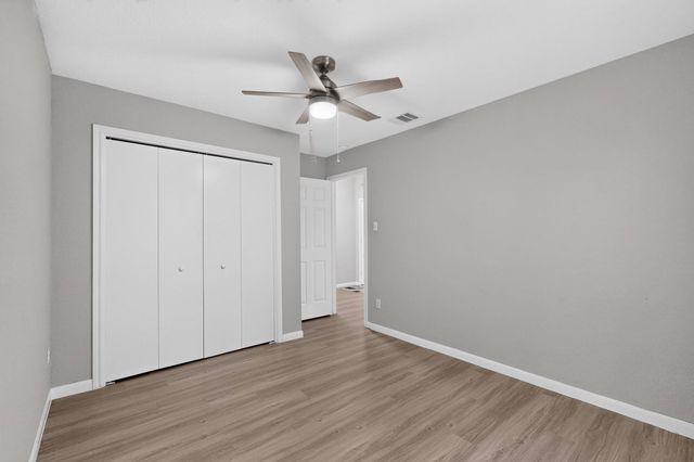 2447 Roundabout LN, Round Rock, TX 78664