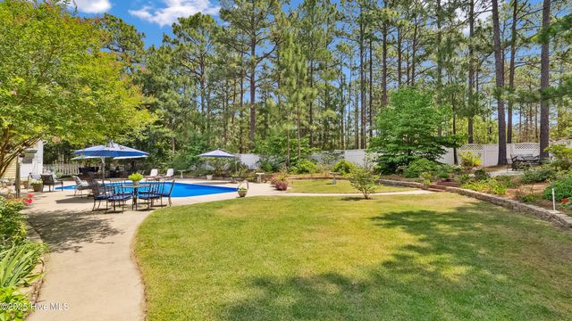 307 Lazar Lane, Southern Pines, NC 28387