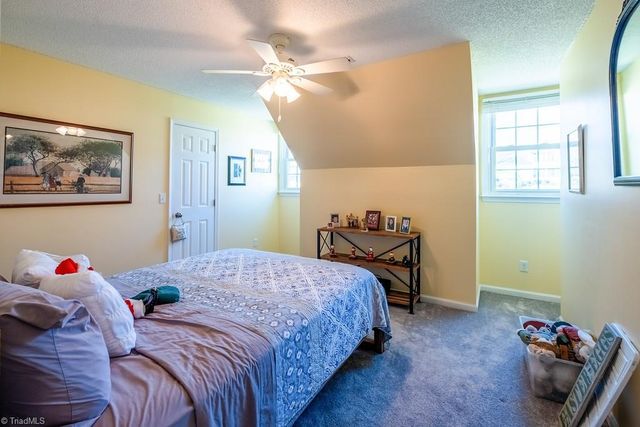 9516 White Tail Trail, Kernersville, NC 27284