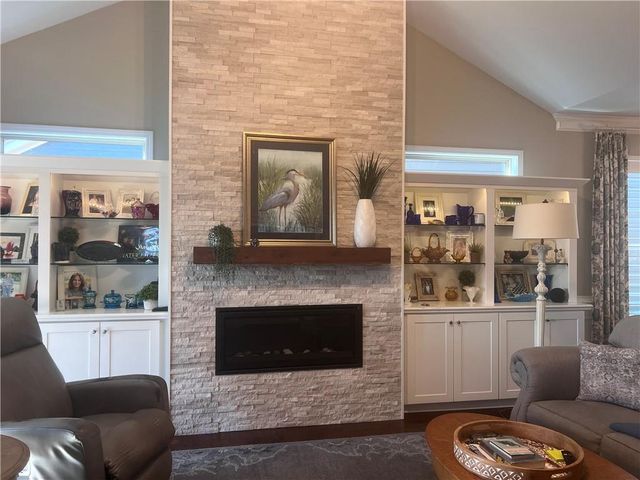 6742 Blue Heron Way, Flowery Branch, GA 30542