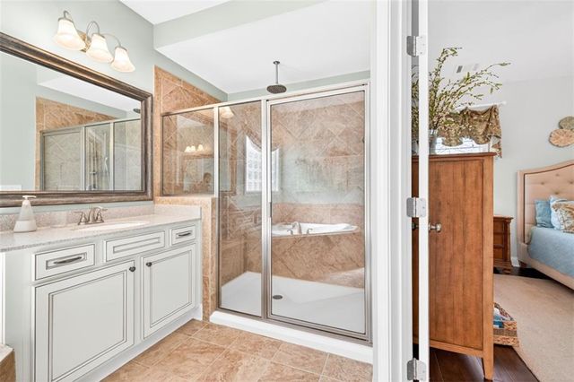 6742 Blue Heron Way, Flowery Branch, GA 30542