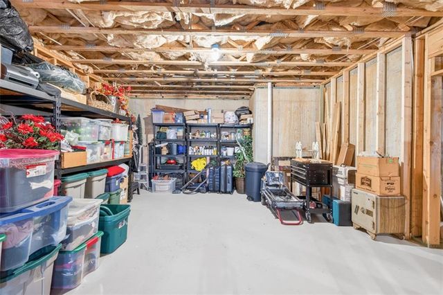 6742 Blue Heron Way, Flowery Branch, GA 30542