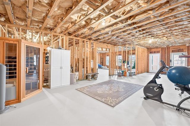 6742 Blue Heron Way, Flowery Branch, GA 30542