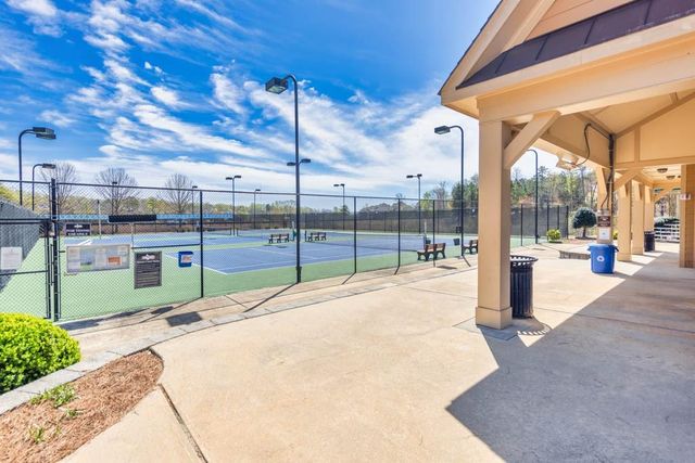 6742 Blue Heron Way, Flowery Branch, GA 30542