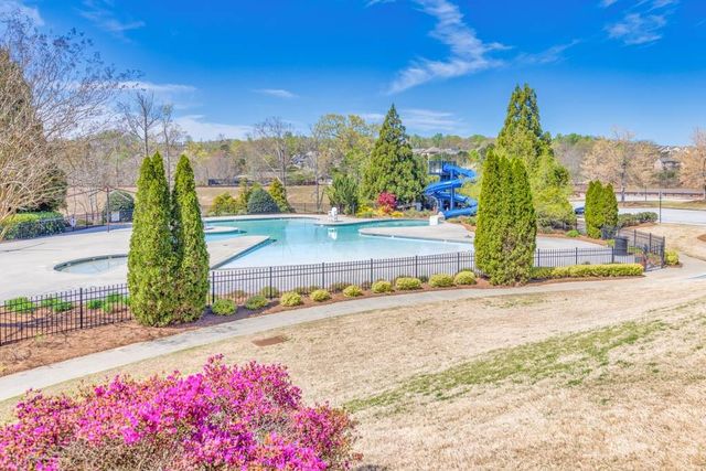 6742 Blue Heron Way, Flowery Branch, GA 30542
