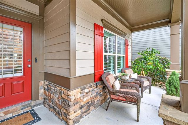 6742 Blue Heron Way, Flowery Branch, GA 30542