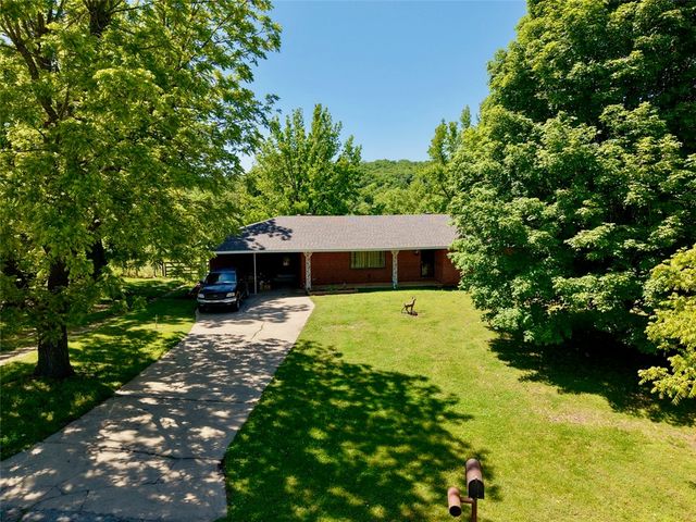 335 Madison 7802, Huntsville, AR 72740