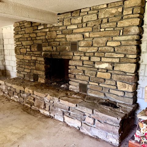 335 Madison 7802, Huntsville, AR 72740