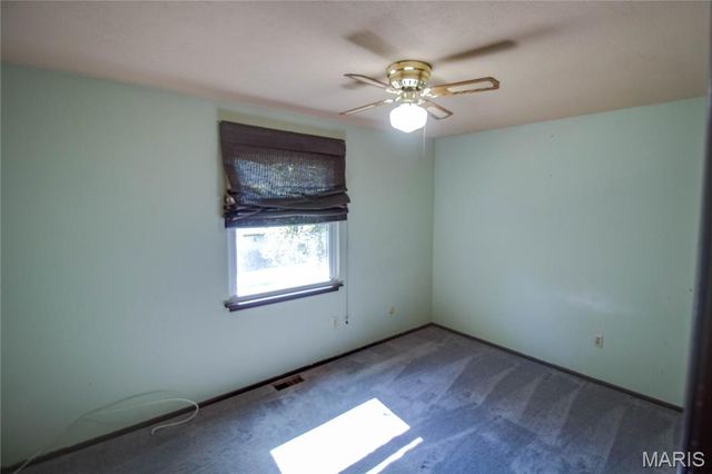 3614 Gilham Avenue, Alton, IL 62002