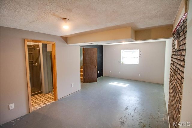 3614 Gilham Avenue, Alton, IL 62002