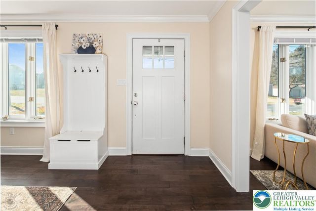 377 Berkley Street, Palmer Twp, PA 18045