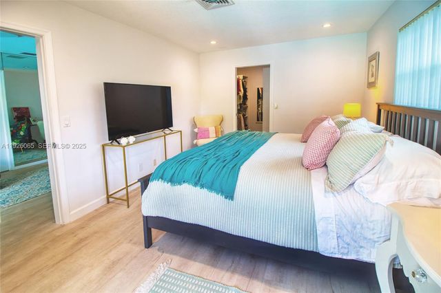 107 Winged Foot Ln, Boca Raton, FL 33431