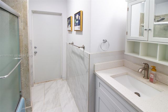 107 Winged Foot Ln, Boca Raton, FL 33431