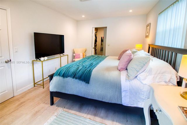 107 Winged Foot Ln, Boca Raton, FL 33431