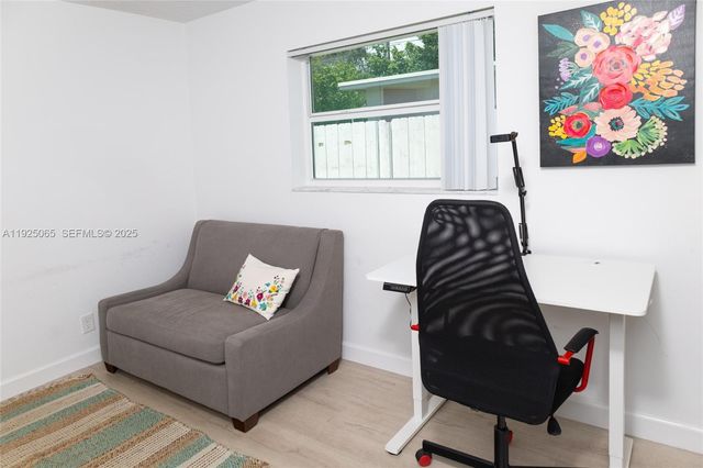 107 Winged Foot Ln, Boca Raton, FL 33431